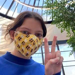 Meet your Posher, Caitlin